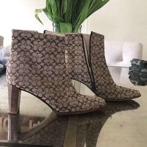 COACH Brianna boots, sz9B